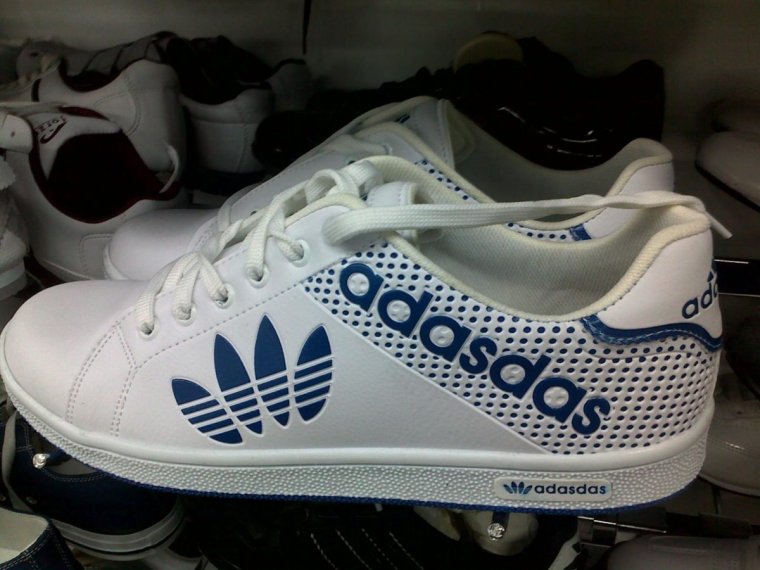 Кроссовки Abibas Китай