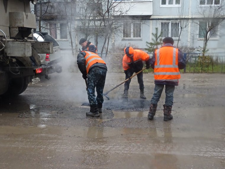 Пора вывалилась