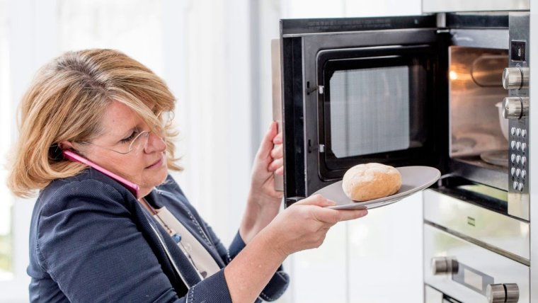 Микроволновка опасна