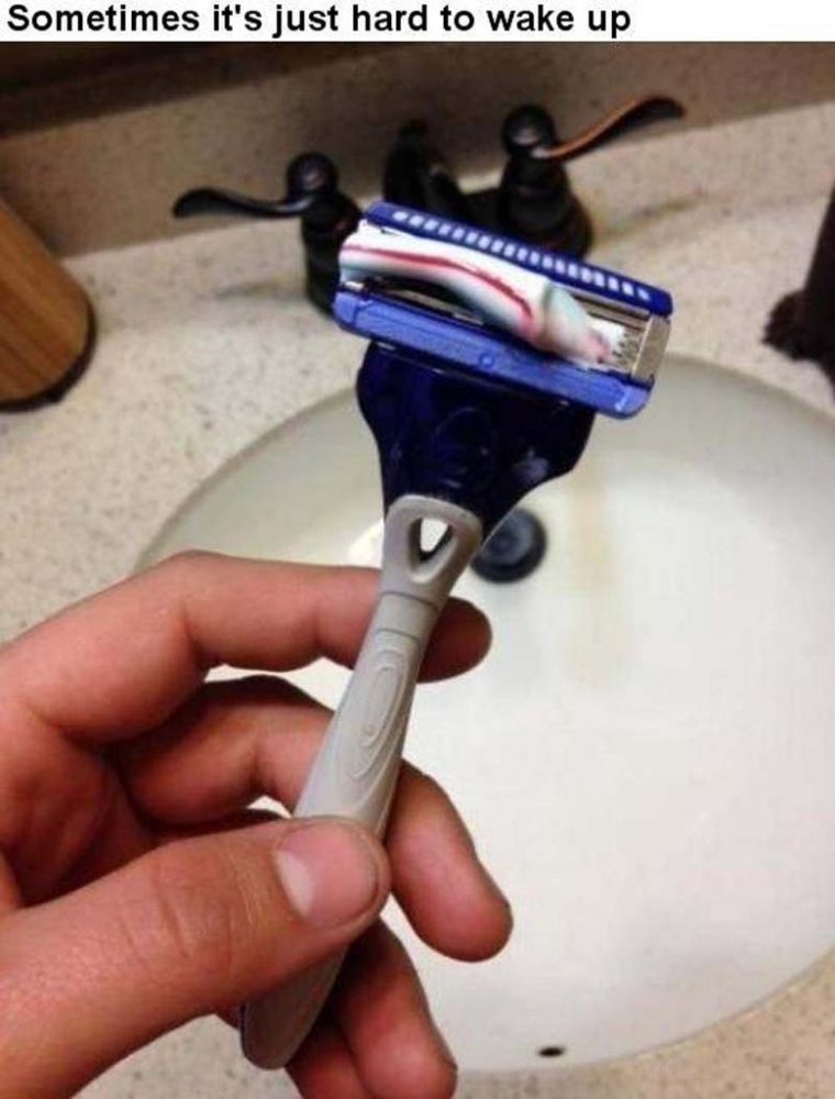 Утро добрым не бывает прикол