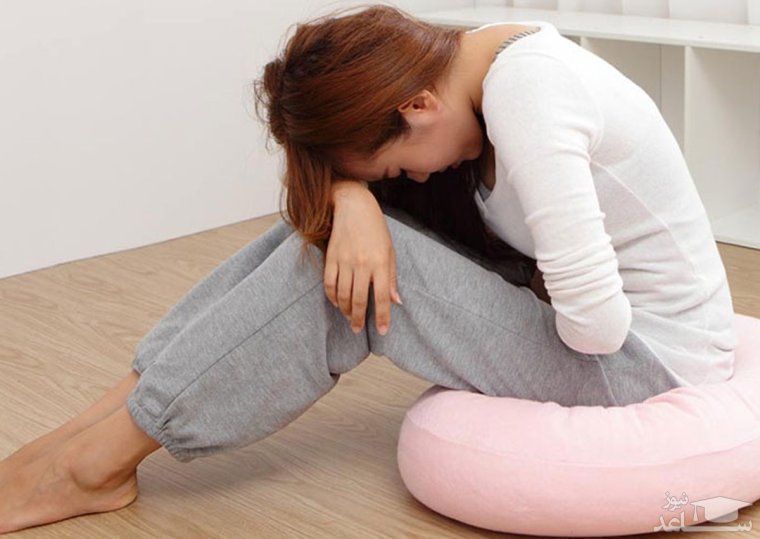 Мем как женщины страдают от ПМС рисунок