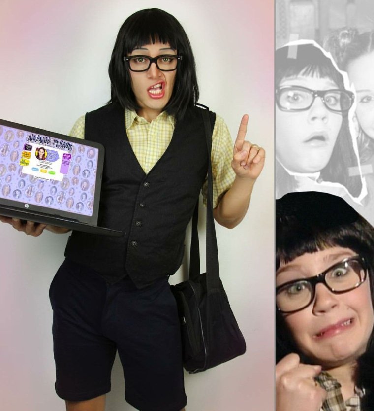 При белом свете лицо выглядит ужасно