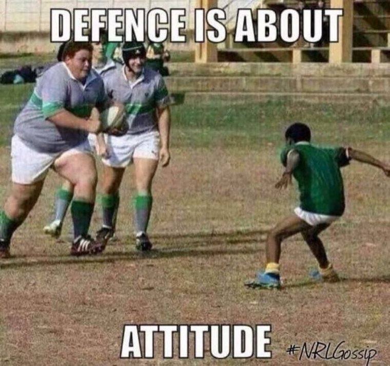 Регбист на поле