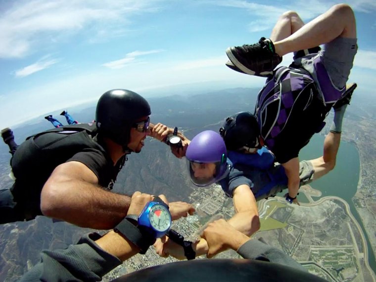 Прыжок с парашютом прикол