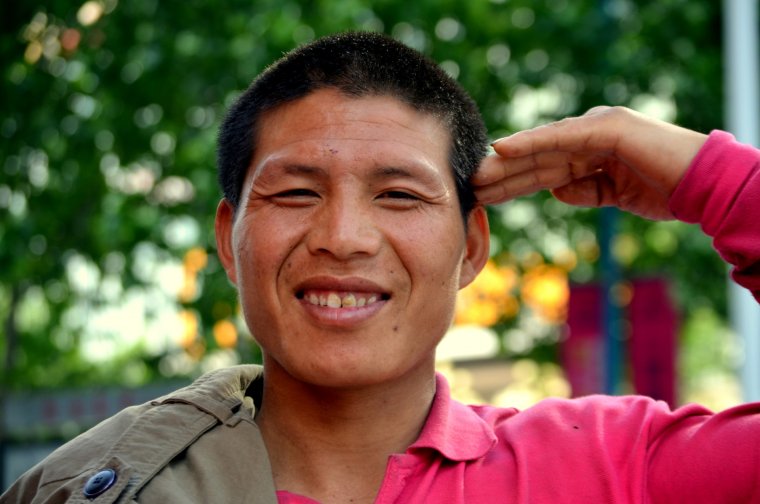 Веселый японец