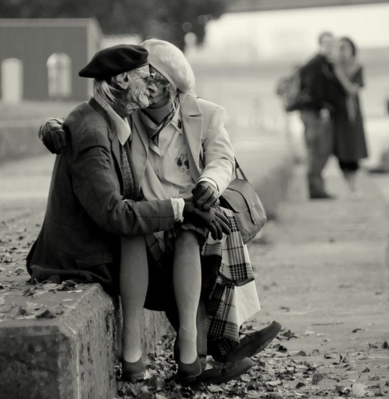 Старые влюбленные пары