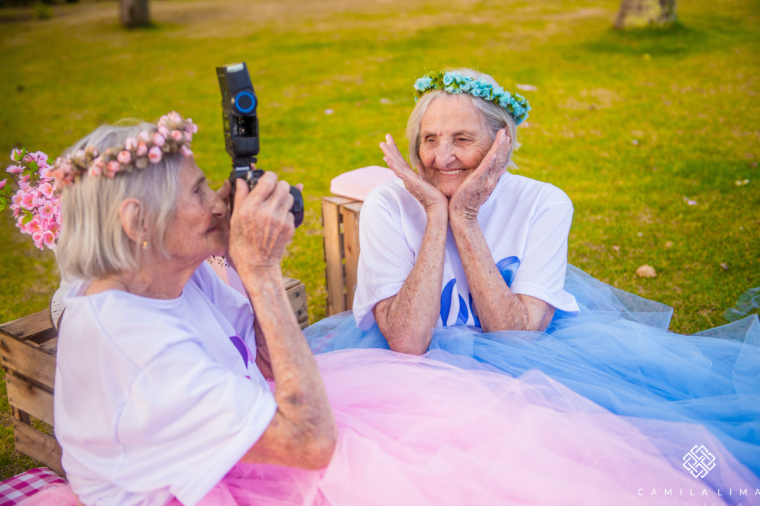 Две старушки