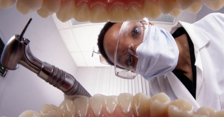 Новогодние зубы стоматология