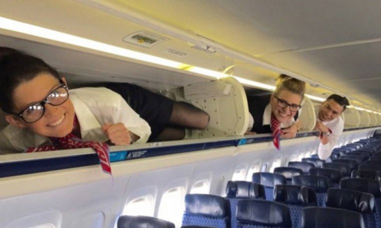 Смешные люди в самолете