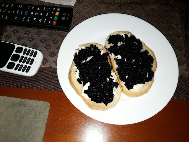 Бочонок черной икры