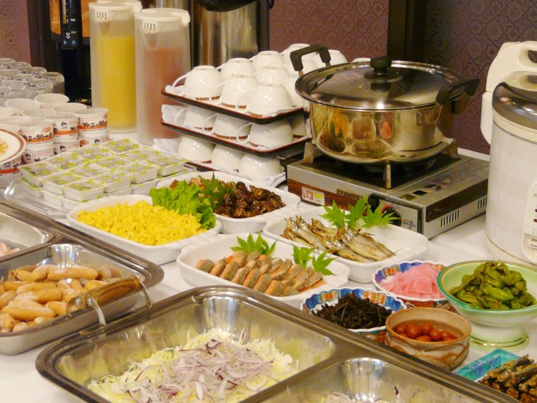 Японский шведский стол