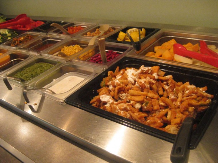 Огромный ассортимент шведский стол