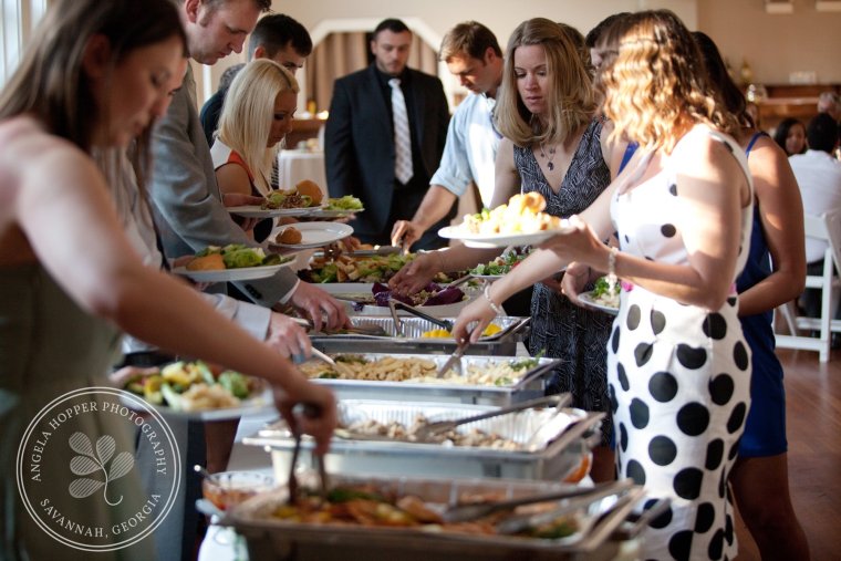 Шведский стол люди