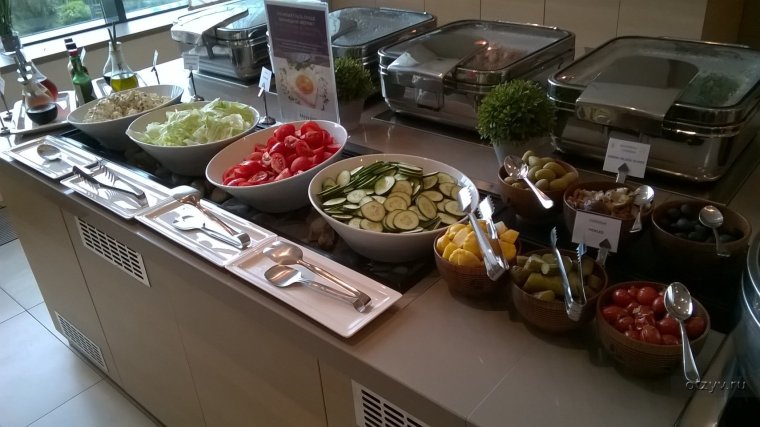 Шведский стол Mercure Сочи