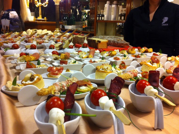 Шведский стол jpeg