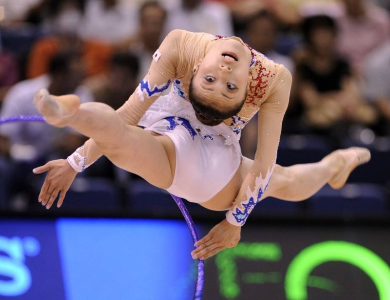 Забавные гимнастки