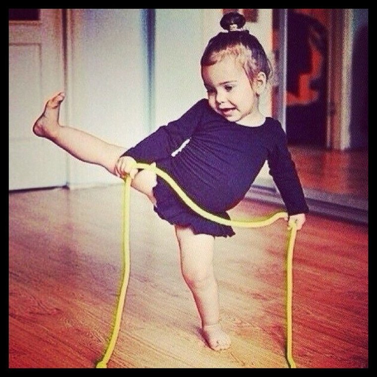 Маленькая гимнастка