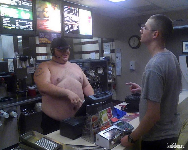 Жирный мужик в Макдональдсе
