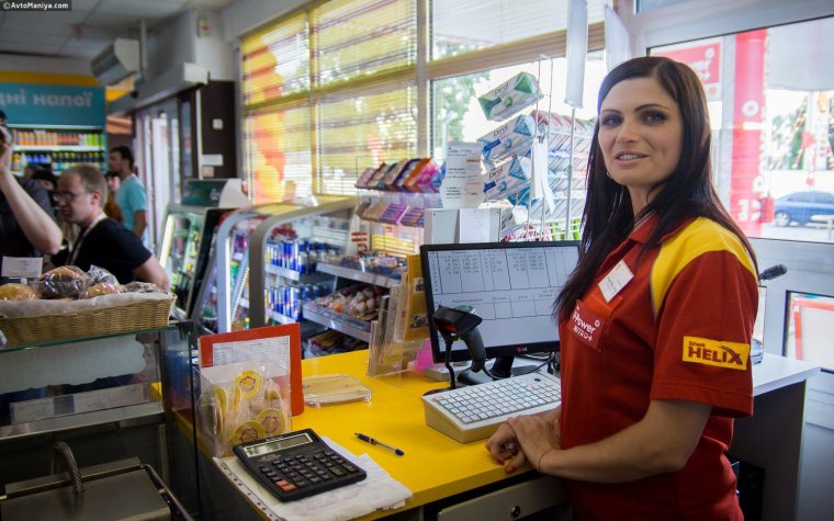 Смешной продавец