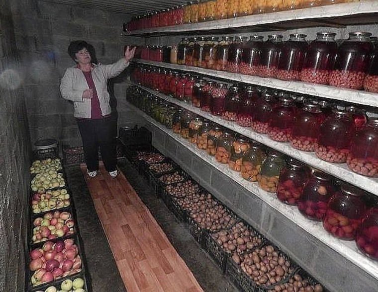 Стеллаж для овощей в погреб