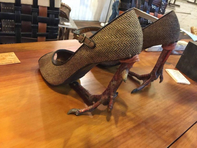 На курьих ножках туфли