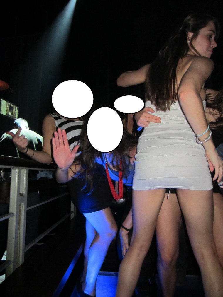 Спалилась на дискотеке