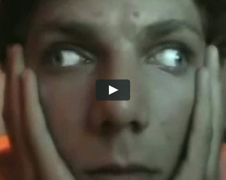 Глаза в разные стороны Мем