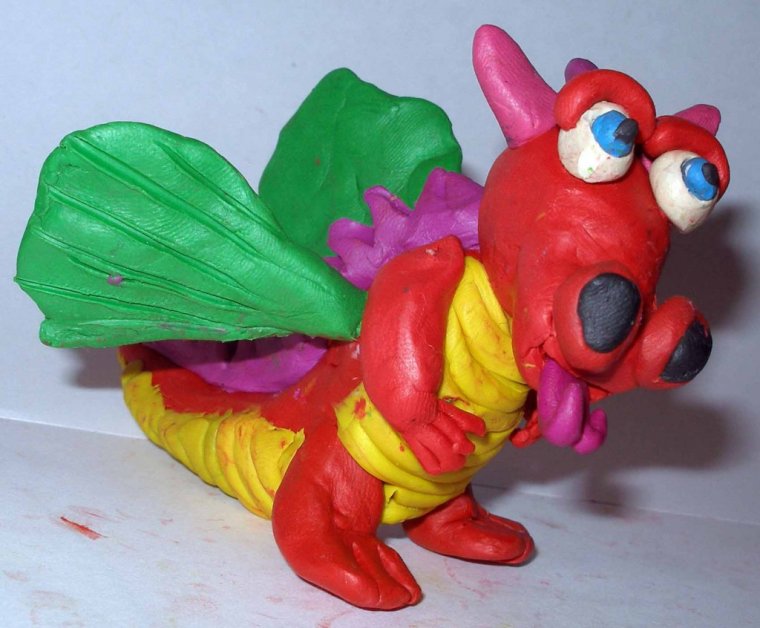 Дракон пластилин