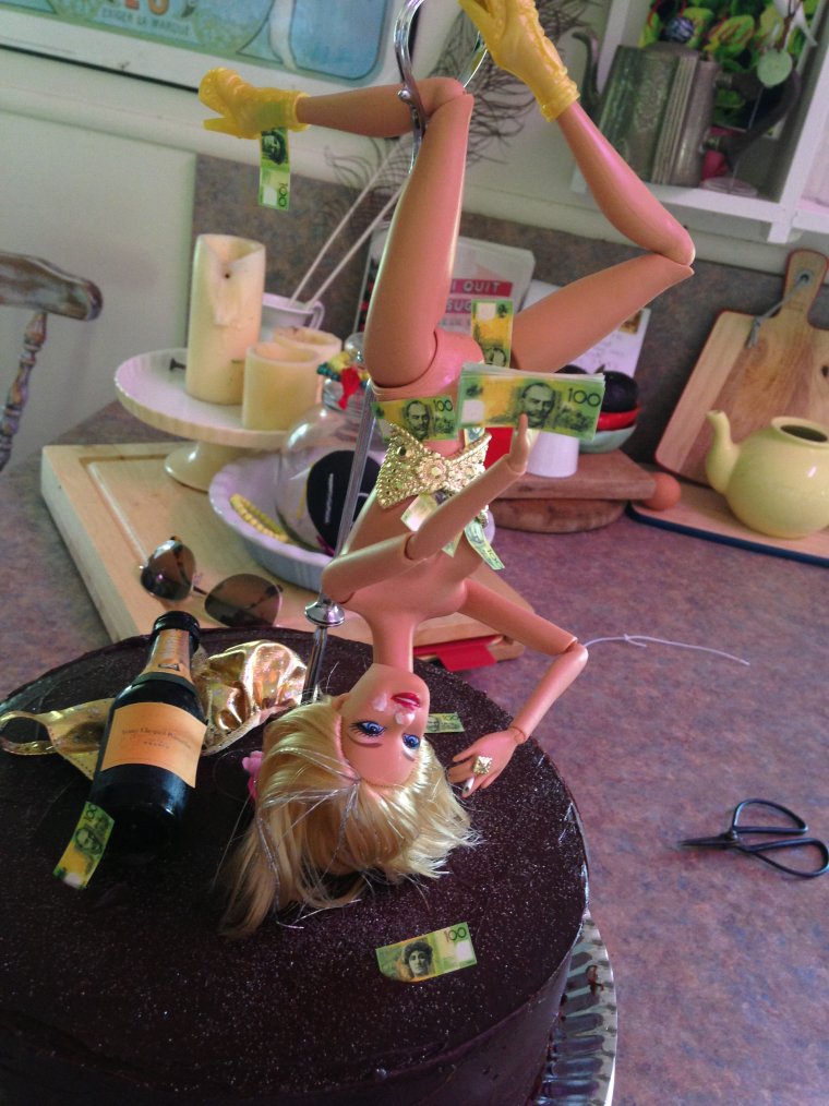 Барби трейлер трэш