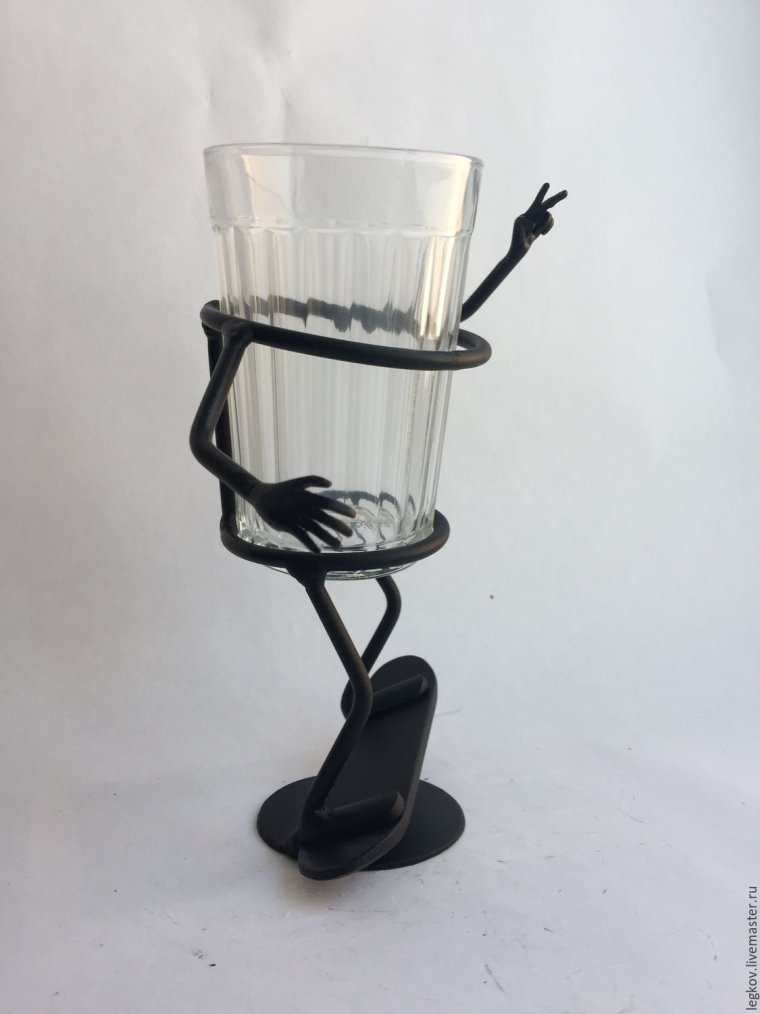 Проволочный подстаканник