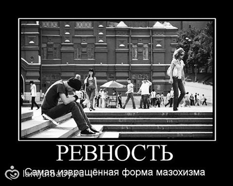 Страшная улыбка девушки