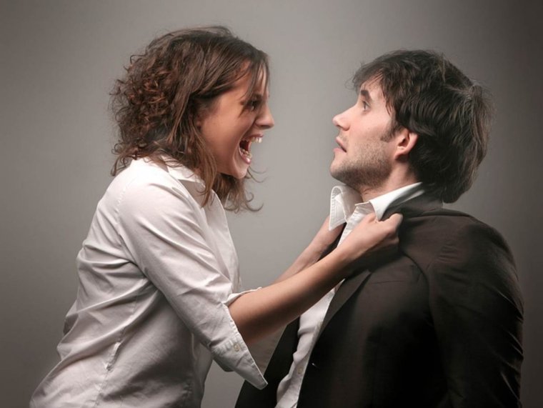 Женщина ревнует