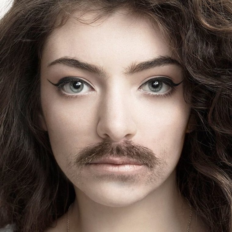 Женские усики