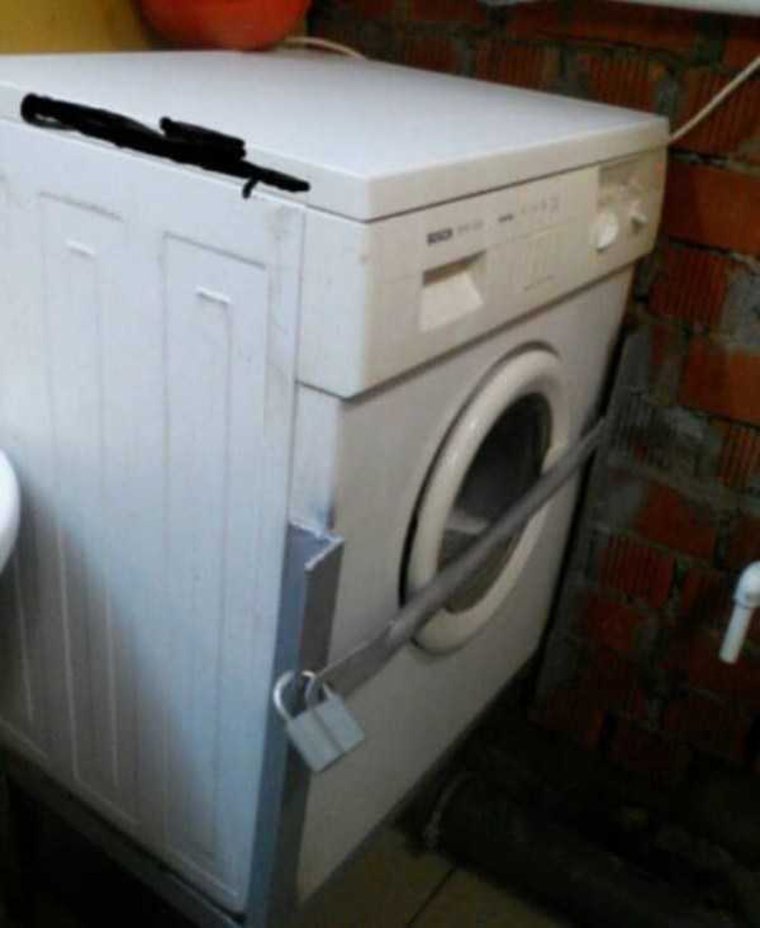 Стиральная машинка в общаге