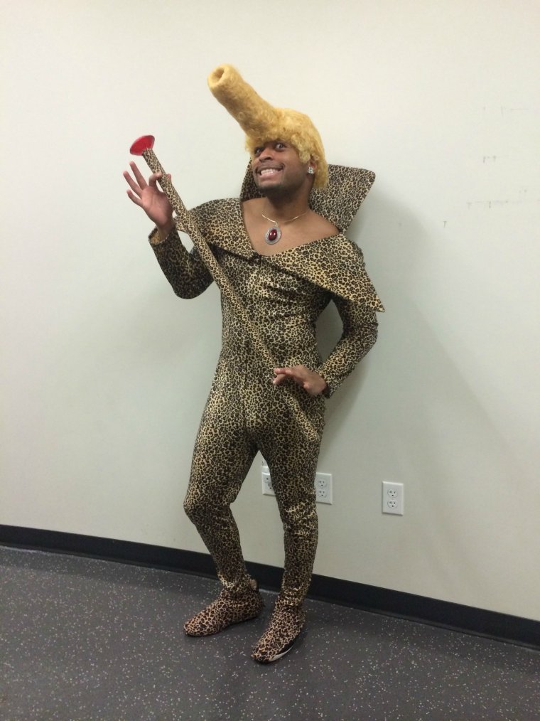 Костюм на Хэллоуин смешно