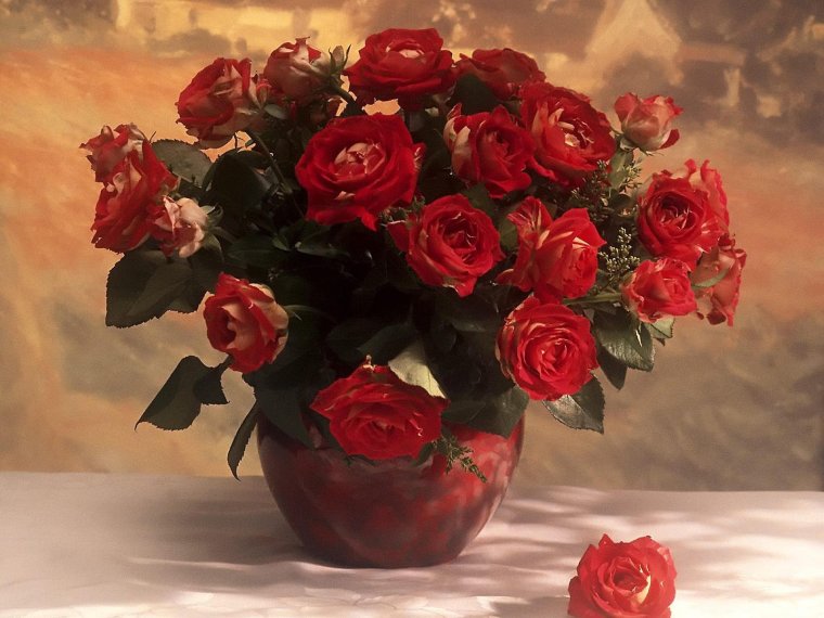 Букет цветов в вазе