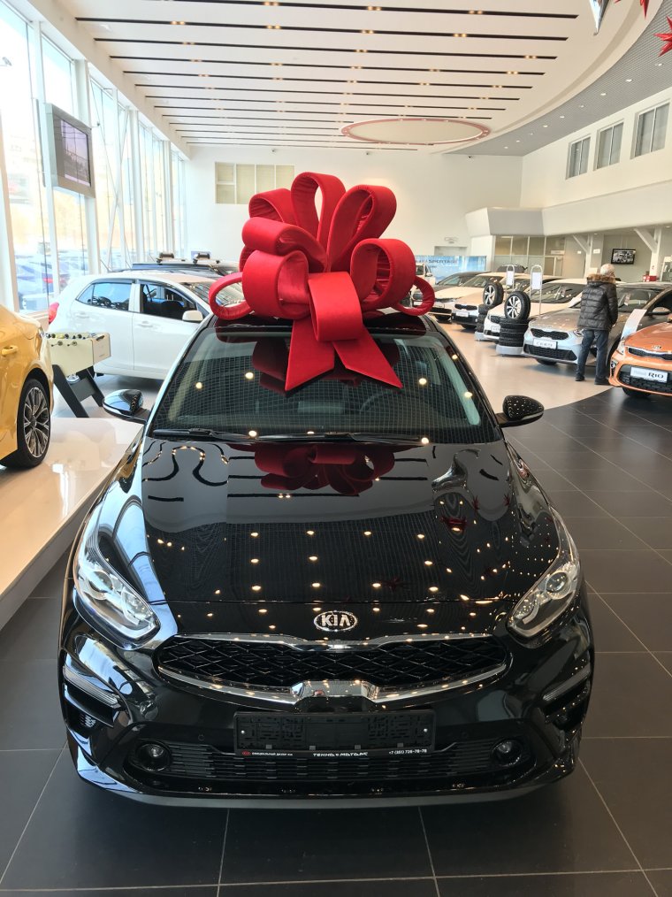 Киа к5 красная