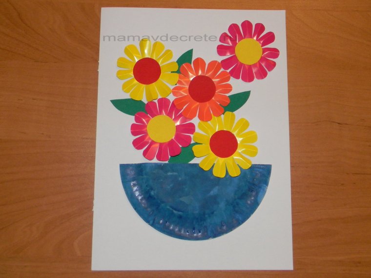 Аппликация средняя группа март