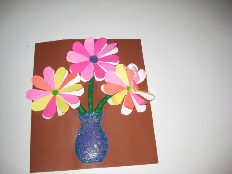 Рисование Ландыши средняя группа