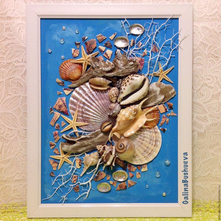 Панно с морскими ракушками