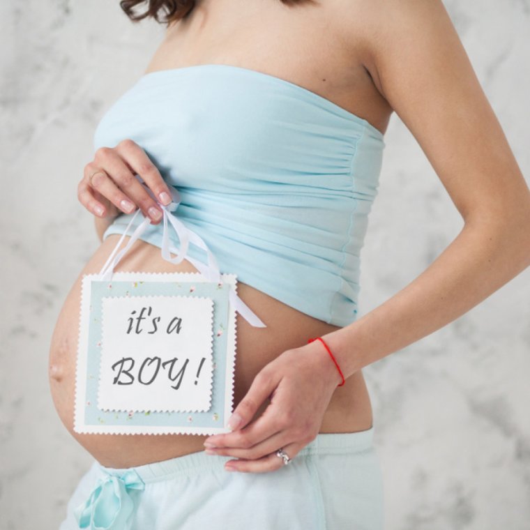 Беременный мальчик