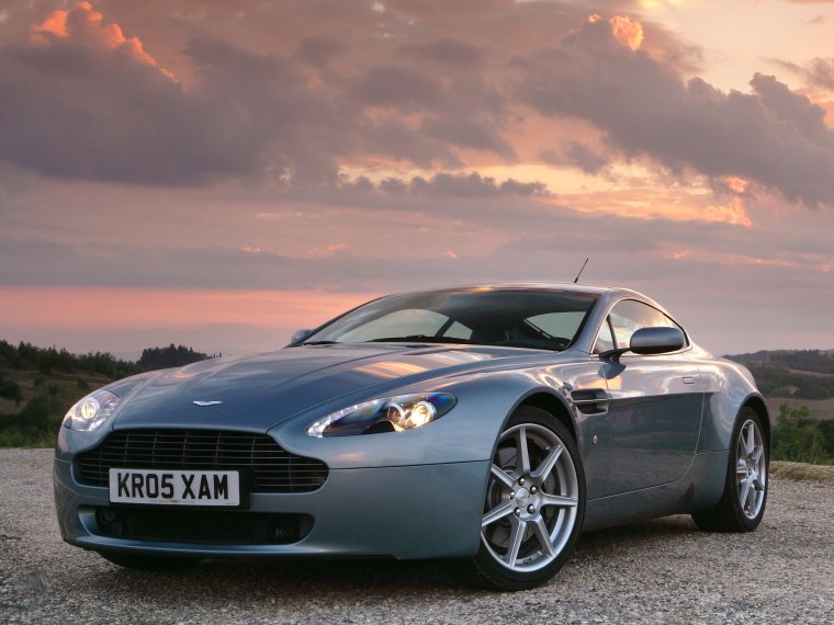 Aston Martin v8 Vantage 2005