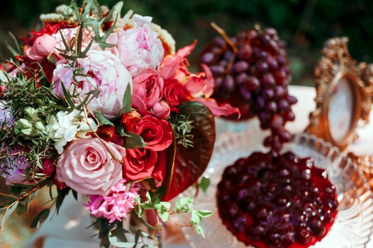 Букет на гранатовую свадьбу