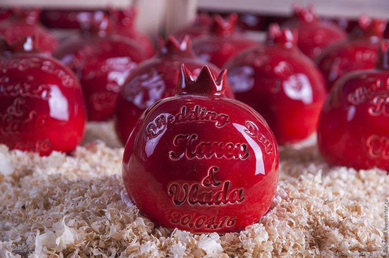 Подарок на гранатовую свадьбу