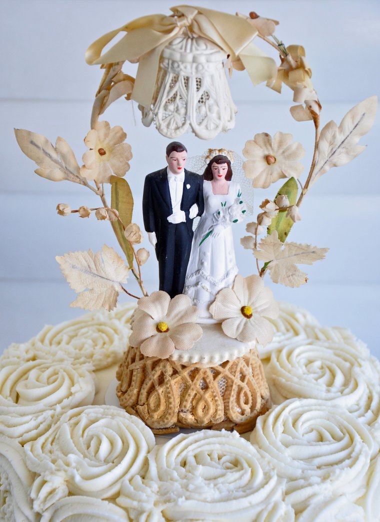 С днем свадьбы!