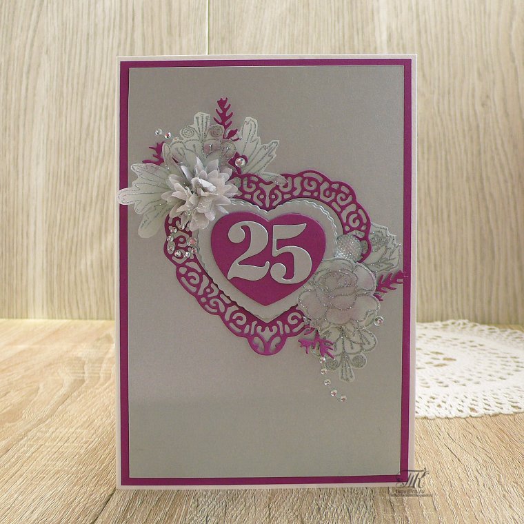 С юбилеем свадьбы 25