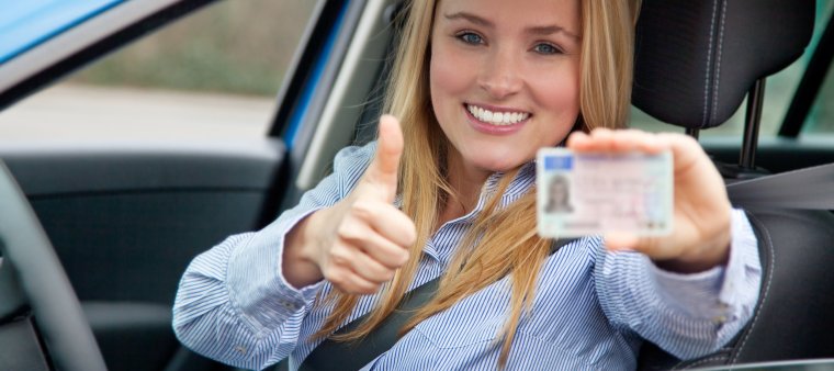 Мультяшная машинка автошкола