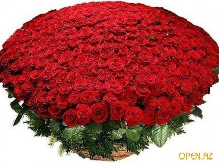 Букет цветов для любимой женщины с надписью