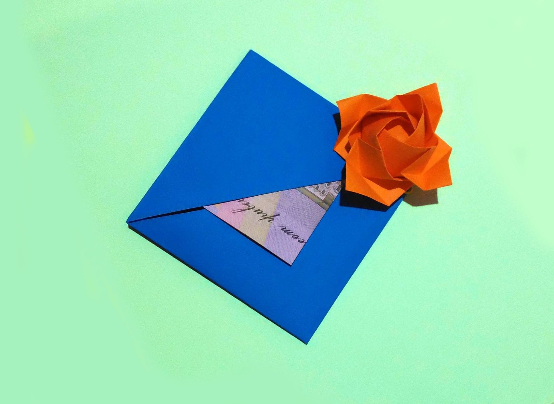 Конверт для цветов из бумаги. Необычные конверты. Конверт оригами. Бумажный конверт. Конверт из подарочной бумаги.