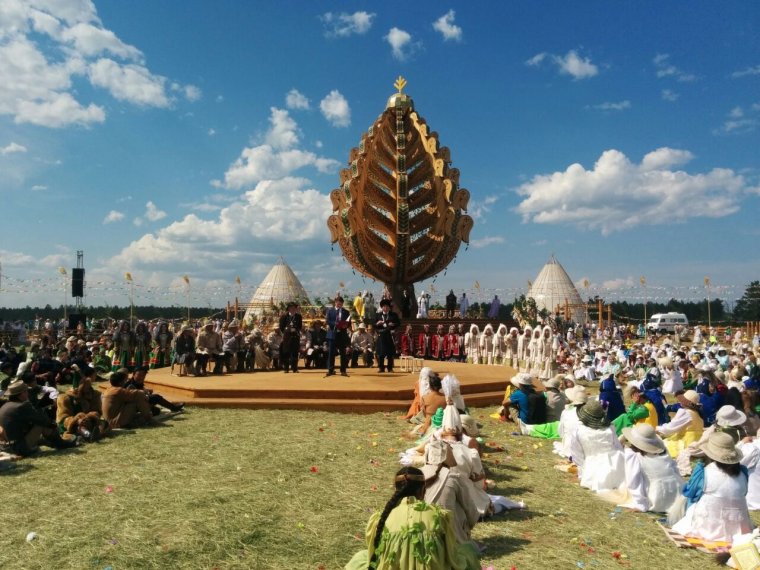 Якутский национальный праздник Ысыах